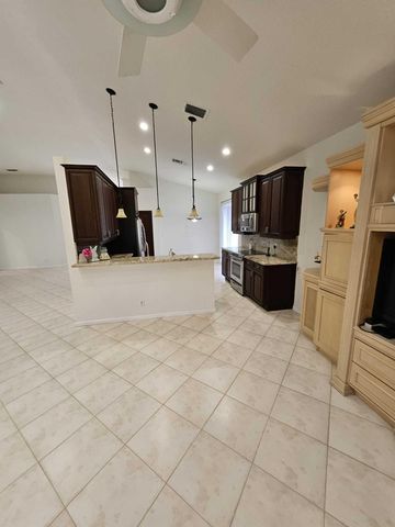 7835 NW 78th Avenue, Tamarac, FL 33321