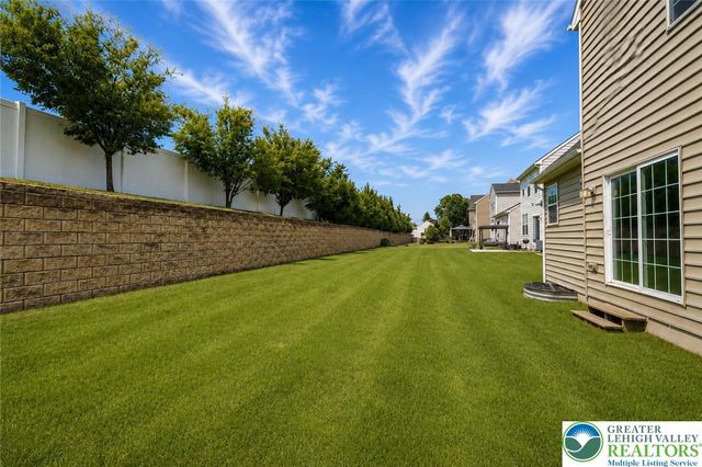 973 Spring White Drive, Upper Macungie Twp, PA 18031