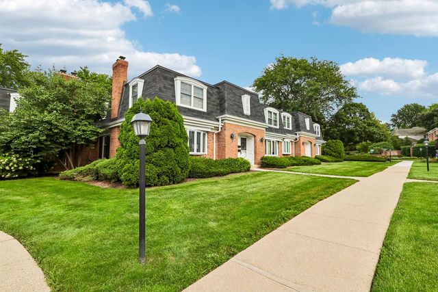 328 Eastern Avenue, Barrington, IL 60010