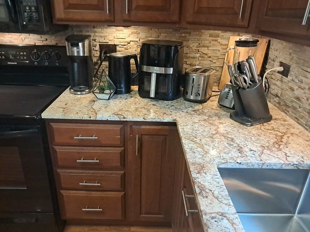 328 Eastern Avenue, Barrington, IL 60010
