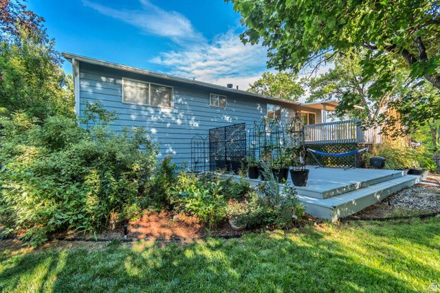 5998 S BLUE STONE CIR, Murray, UT 84123
