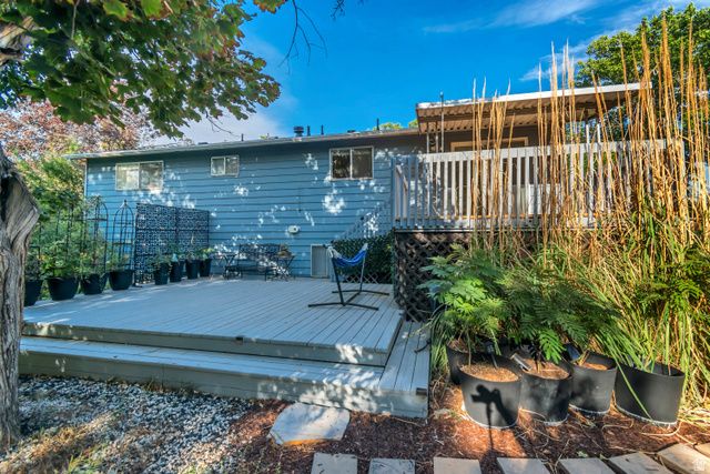 5998 S BLUE STONE CIR, Murray, UT 84123
