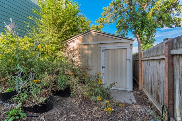 5998 S BLUE STONE CIR, Murray, UT 84123