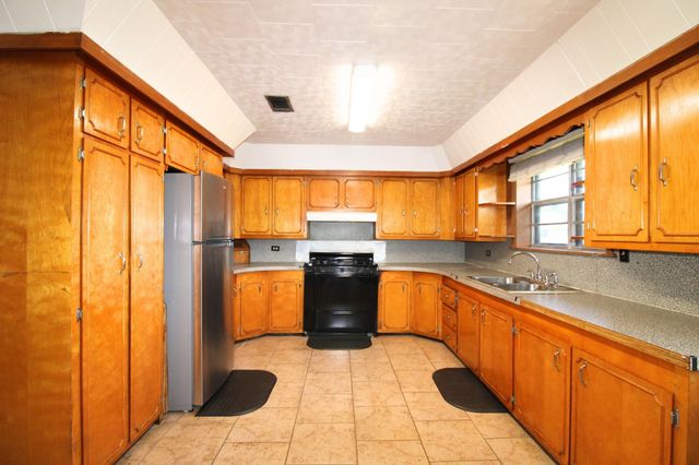 4679 Bayouside Dr, Chauvin, LA 70344