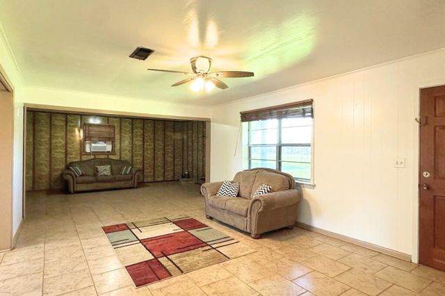 4679 Bayouside Dr, Chauvin, LA 70344