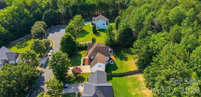 1946 Wilrose Place, Matthews, NC 28105