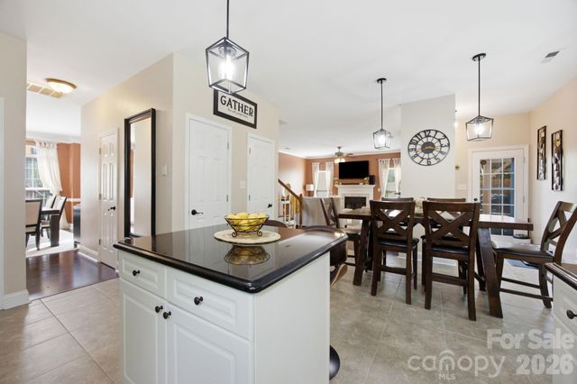 1946 Wilrose Place, Matthews, NC 28105