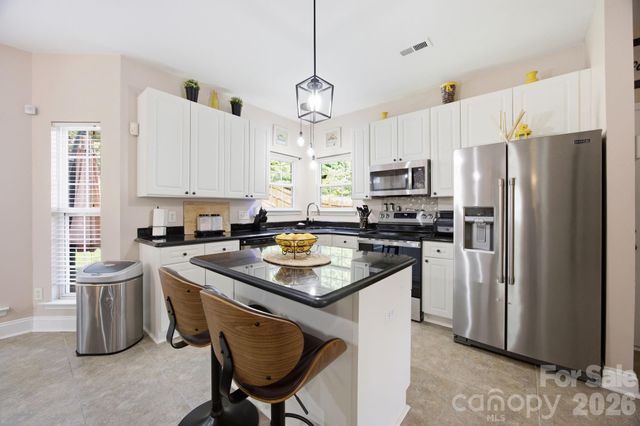 1946 Wilrose Place, Matthews, NC 28105