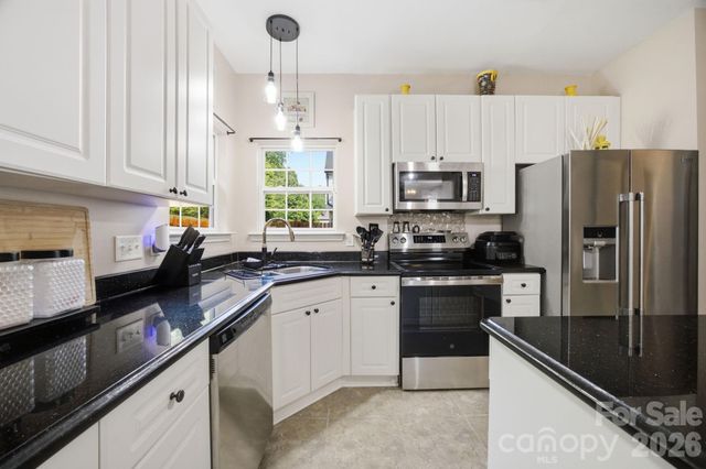 1946 Wilrose Place, Matthews, NC 28105