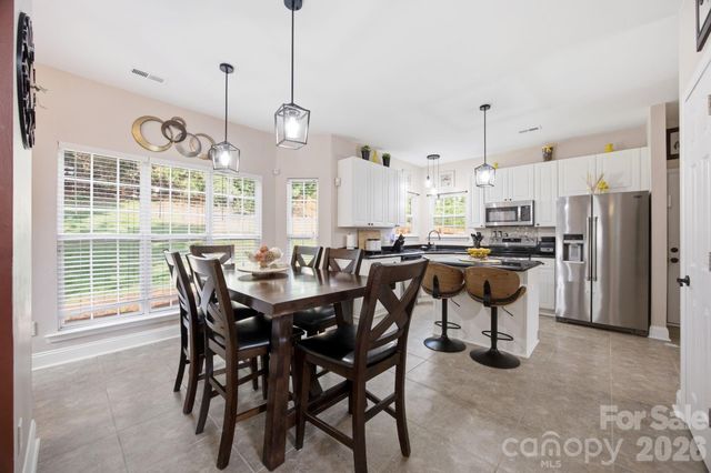 1946 Wilrose Place, Matthews, NC 28105