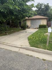 220 Park Street, Madera, CA 93637