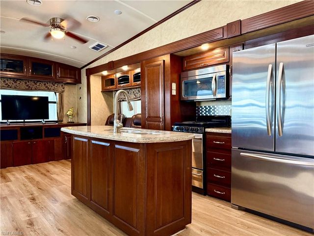 460 Vanda Sanctuary, Naples, FL 34114