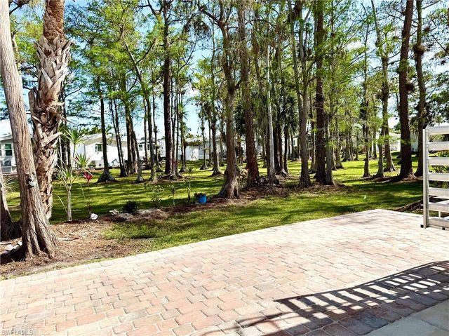 460 Vanda Sanctuary, Naples, FL 34114