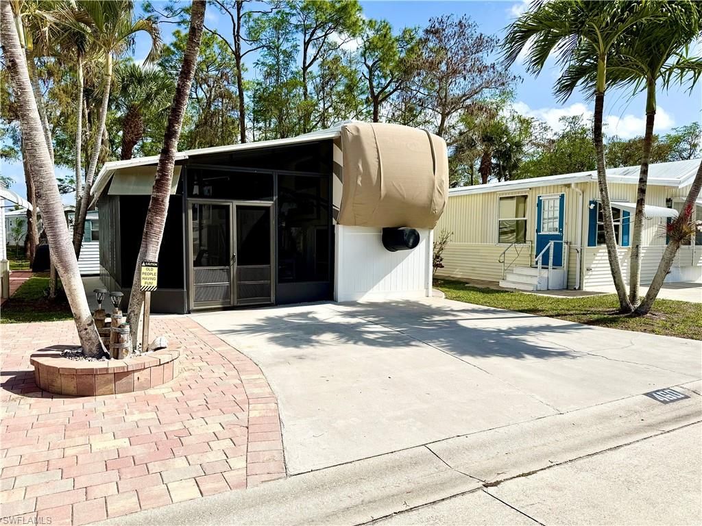 460 Vanda Sanctuary, Naples, FL 34114
