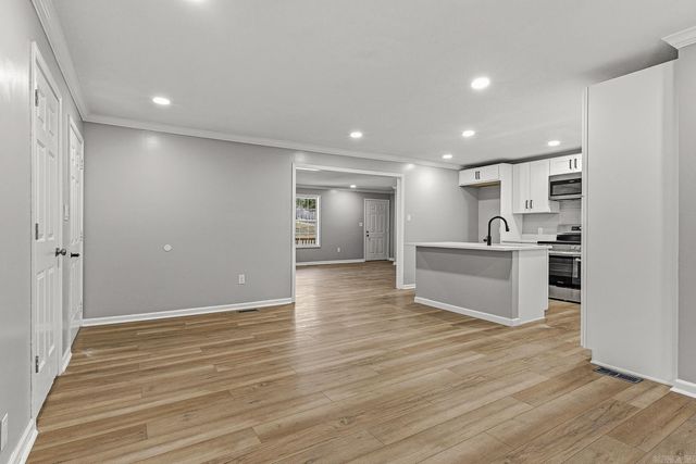 1006 Roselee, Paragould, AR 72450