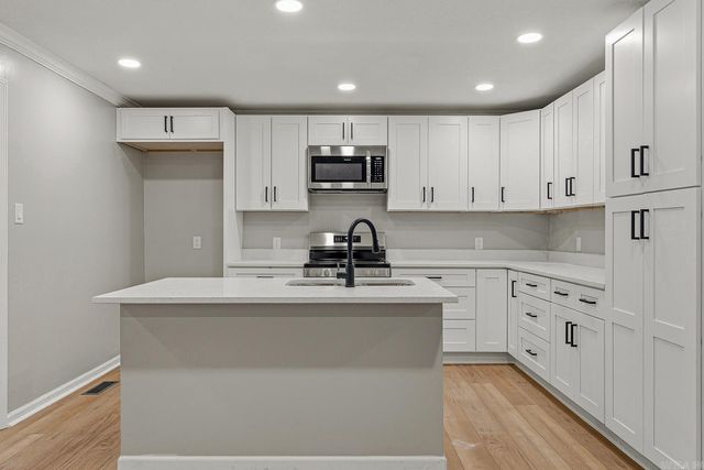 1006 Roselee, Paragould, AR 72450