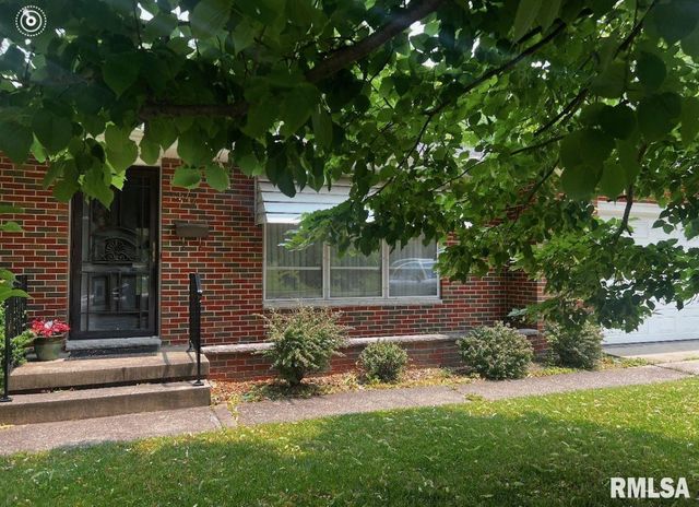 44 Locksley Lane, Springfield, IL 62704