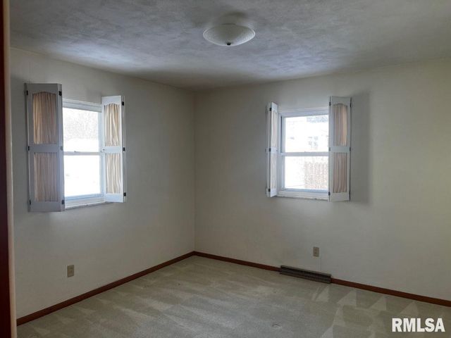 44 Locksley Lane, Springfield, IL 62704