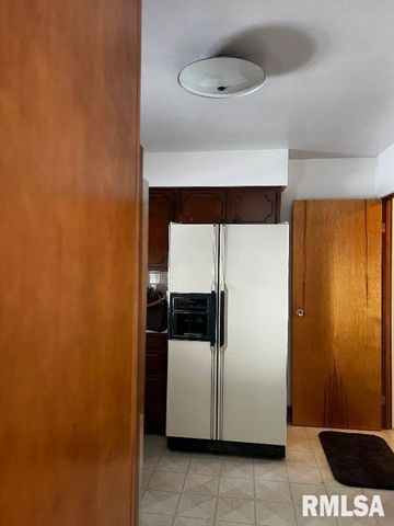 44 Locksley Lane, Springfield, IL 62704