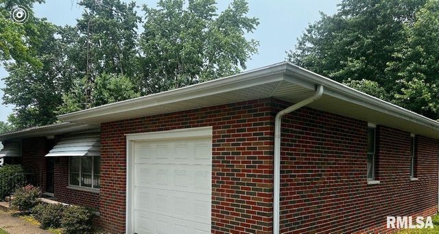 44 Locksley Lane, Springfield, IL 62704