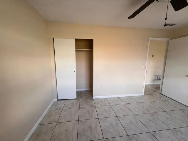1665 W OAK RIDGE ROAD C, Orlando, FL 32809