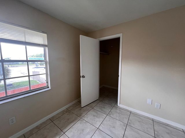 1665 W OAK RIDGE ROAD C, Orlando, FL 32809