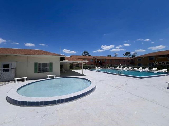 1665 W OAK RIDGE ROAD C, Orlando, FL 32809