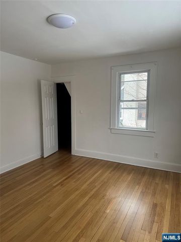 346 N Van Dien, Ridgewood, NJ 07675