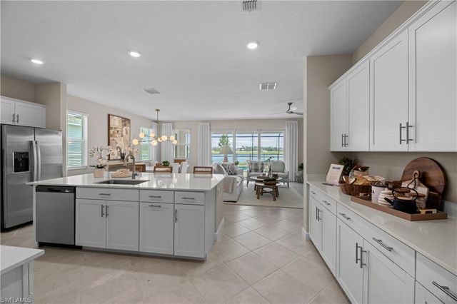 3203 Weston Manor DR, Alva, FL 33920