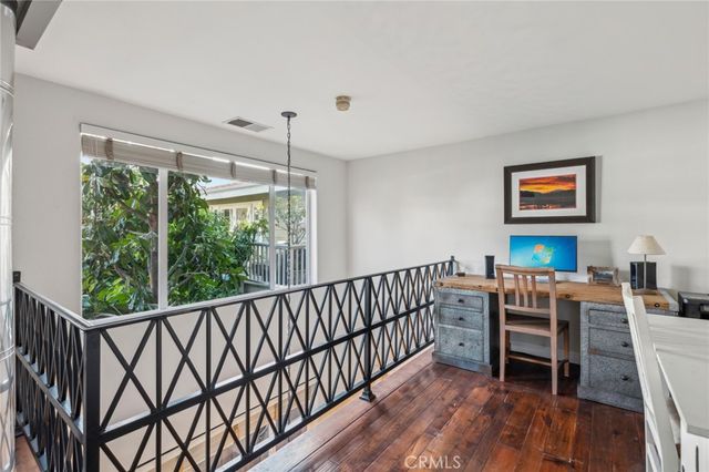 610 Marigold Avenue, Corona Del Mar, CA 92625