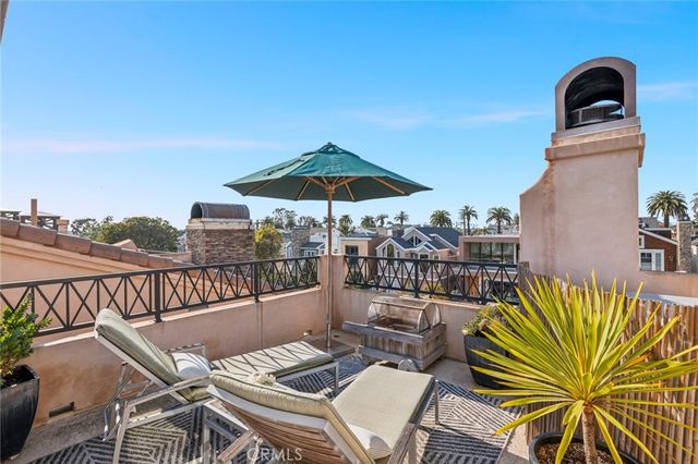 610 Marigold Avenue, Corona Del Mar, CA 92625