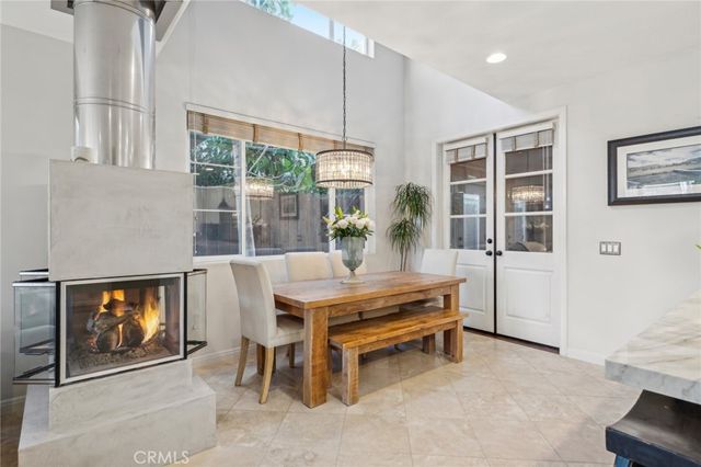 610 Marigold Avenue, Corona Del Mar, CA 92625