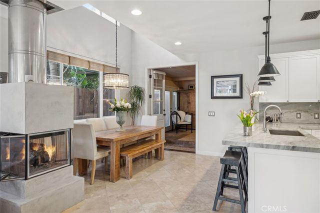 610 Marigold Avenue, Corona Del Mar, CA 92625