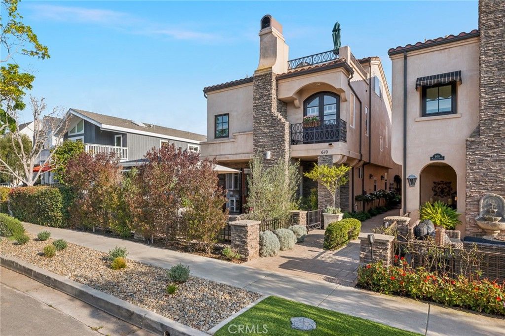 610 Marigold Avenue, Corona Del Mar, CA 92625