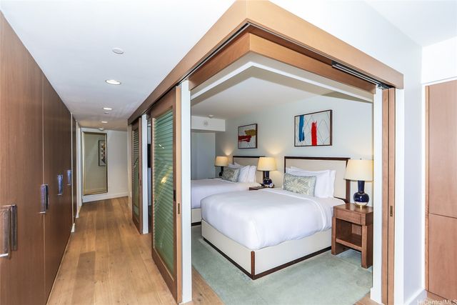 2139 Kuhio Avenue 1906, Honolulu, HI 96815