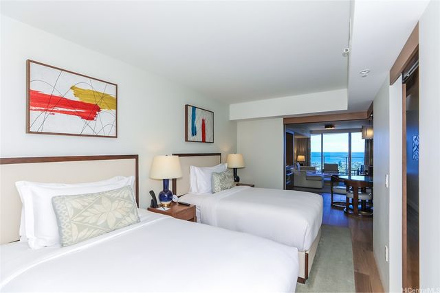 2139 Kuhio Avenue 1906, Honolulu, HI 96815