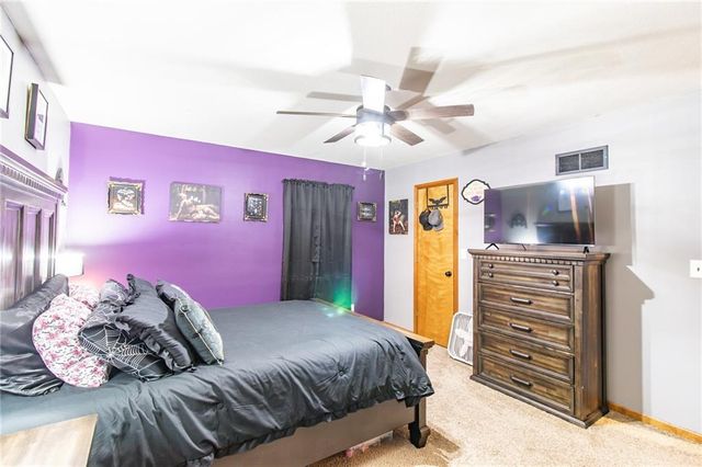 1208 Cambridge Drive, Warrensburg, MO 64093