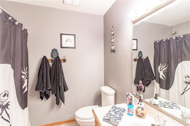 1208 Cambridge Drive, Warrensburg, MO 64093