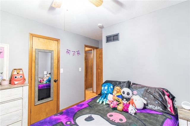 1208 Cambridge Drive, Warrensburg, MO 64093