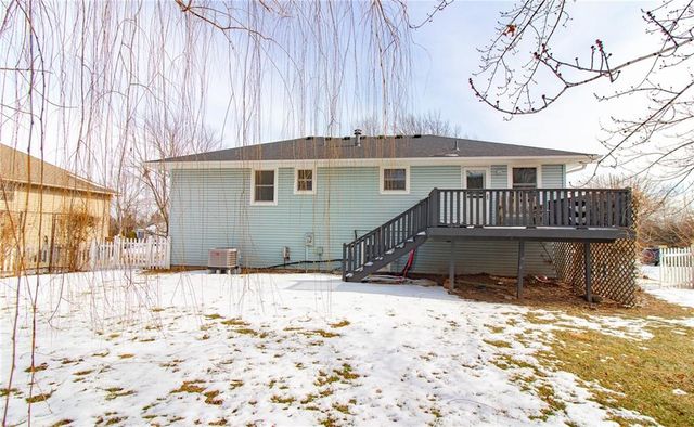 1208 Cambridge Drive, Warrensburg, MO 64093