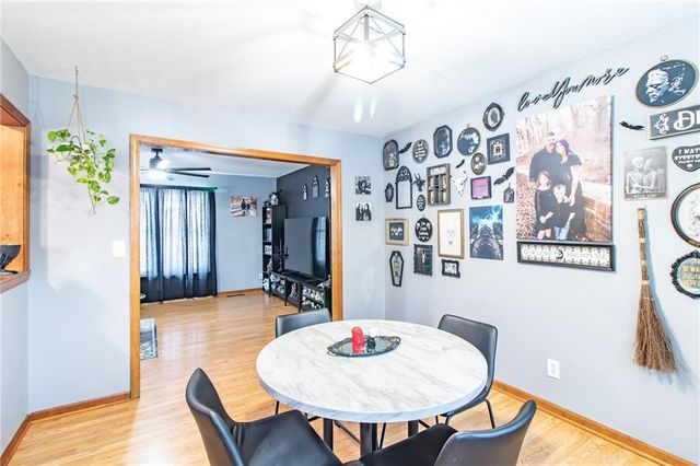 1208 Cambridge Drive, Warrensburg, MO 64093