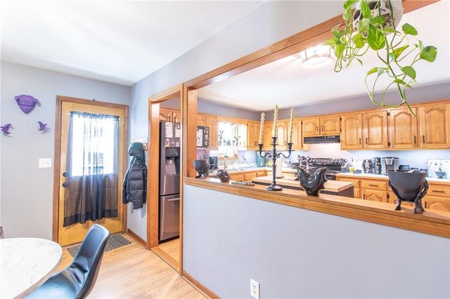 1208 Cambridge Drive, Warrensburg, MO 64093