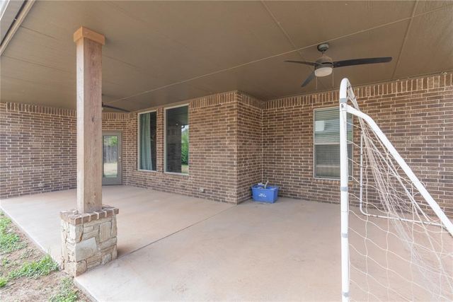 205 NW 152nd Street, Edmond, OK 73013