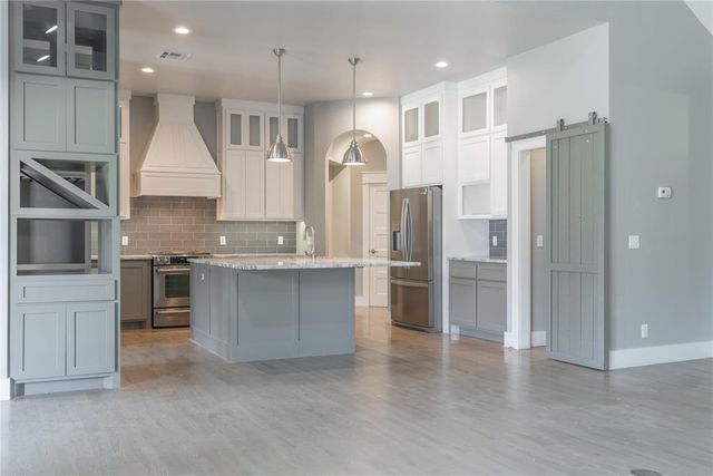 205 NW 152nd Street, Edmond, OK 73013