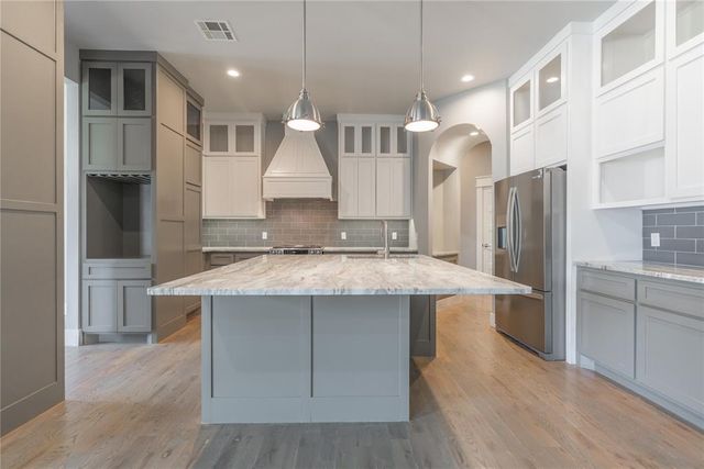 205 NW 152nd Street, Edmond, OK 73013
