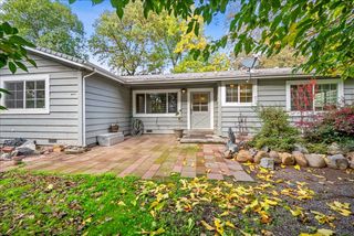 7453 Sycamore Dr, Citrus Heights, CA 95621