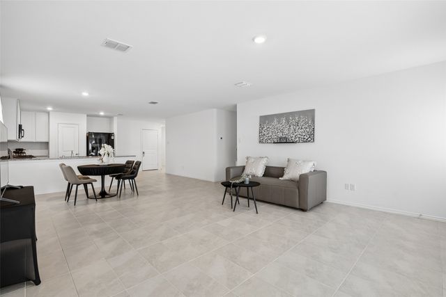 1784 Courage Creek, Crandall, TX 75114