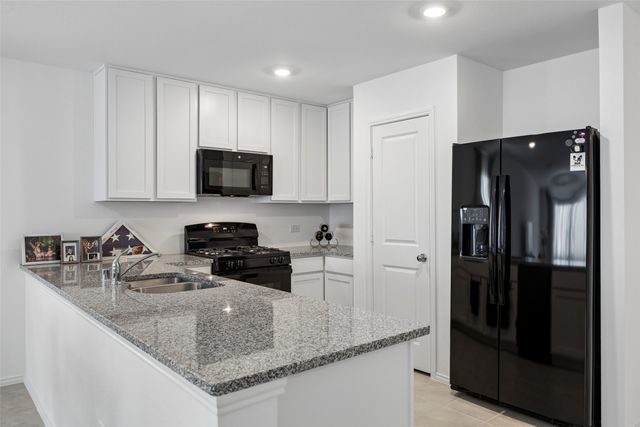 1784 Courage Creek, Crandall, TX 75114