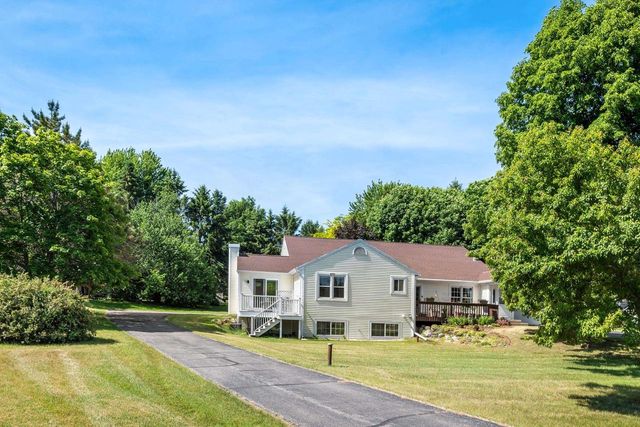N6083 Heritage Drive, Green Lake, WI 54941