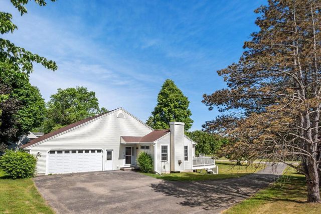 N6083 Heritage Drive, Green Lake, WI 54941